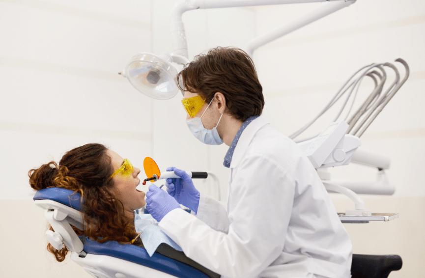 How to remove tobacco stains from teeth? Somos Dental Mesa